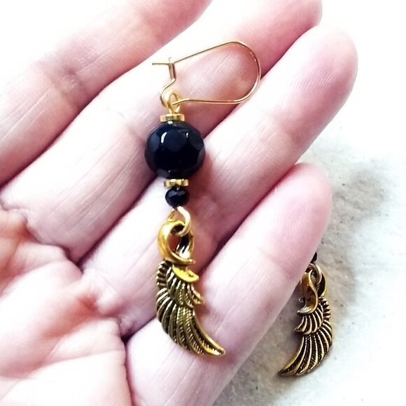 Stunning + Sexy! Gorgeous + Elaborate Black & Gold Feather Dangle Earrings - Picture 4 of 10